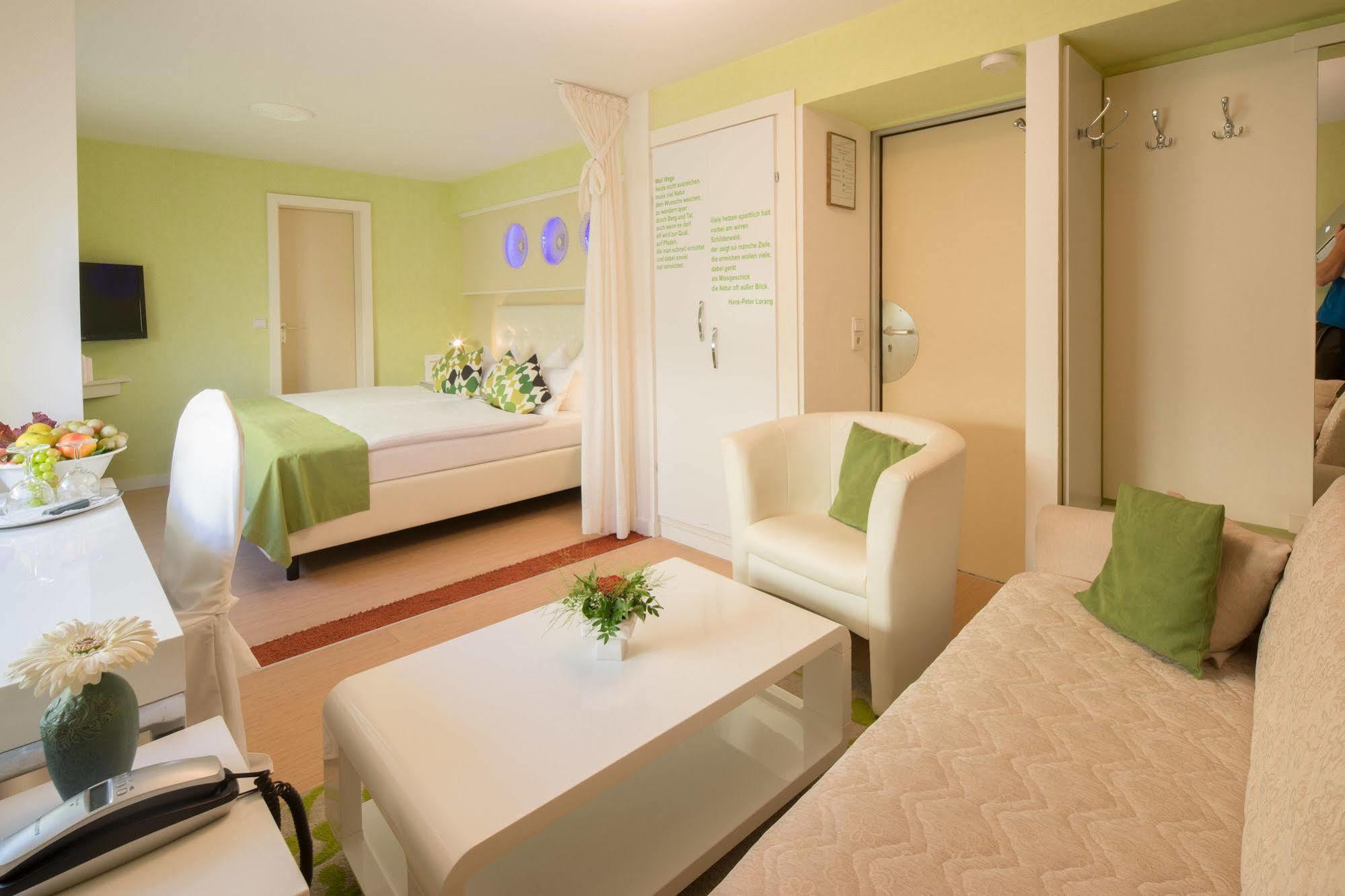 Central Boutique Hotel 바트메르겐하임 외부 사진