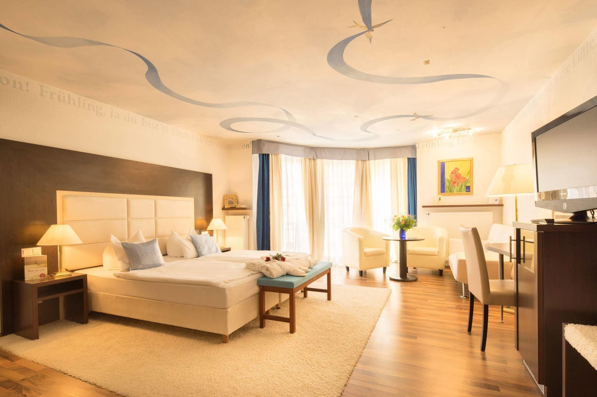 Central Boutique Hotel 바트메르겐하임 외부 사진