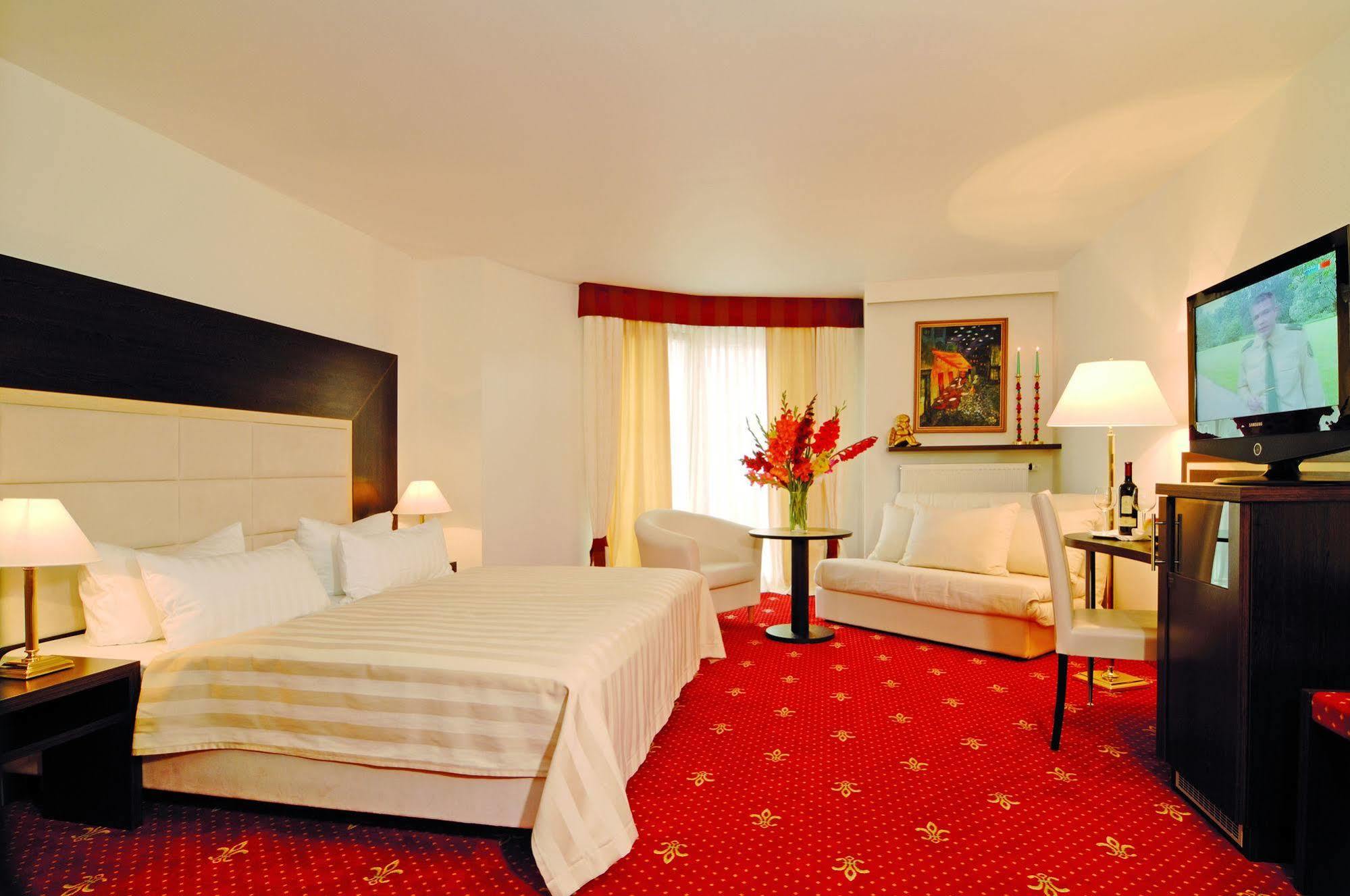 Central Boutique Hotel 바트메르겐하임 외부 사진